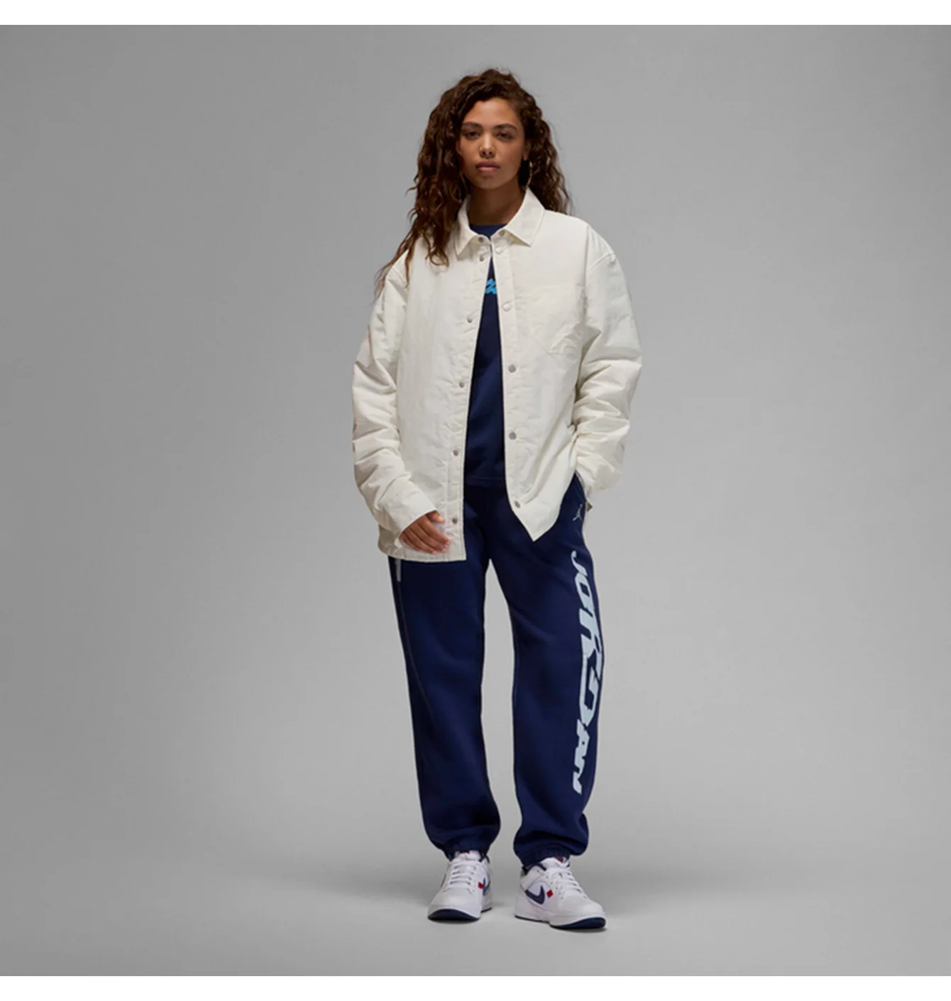 Футболка жіноча Air Jordan Graphic T-Shirt Blue FV7200-410