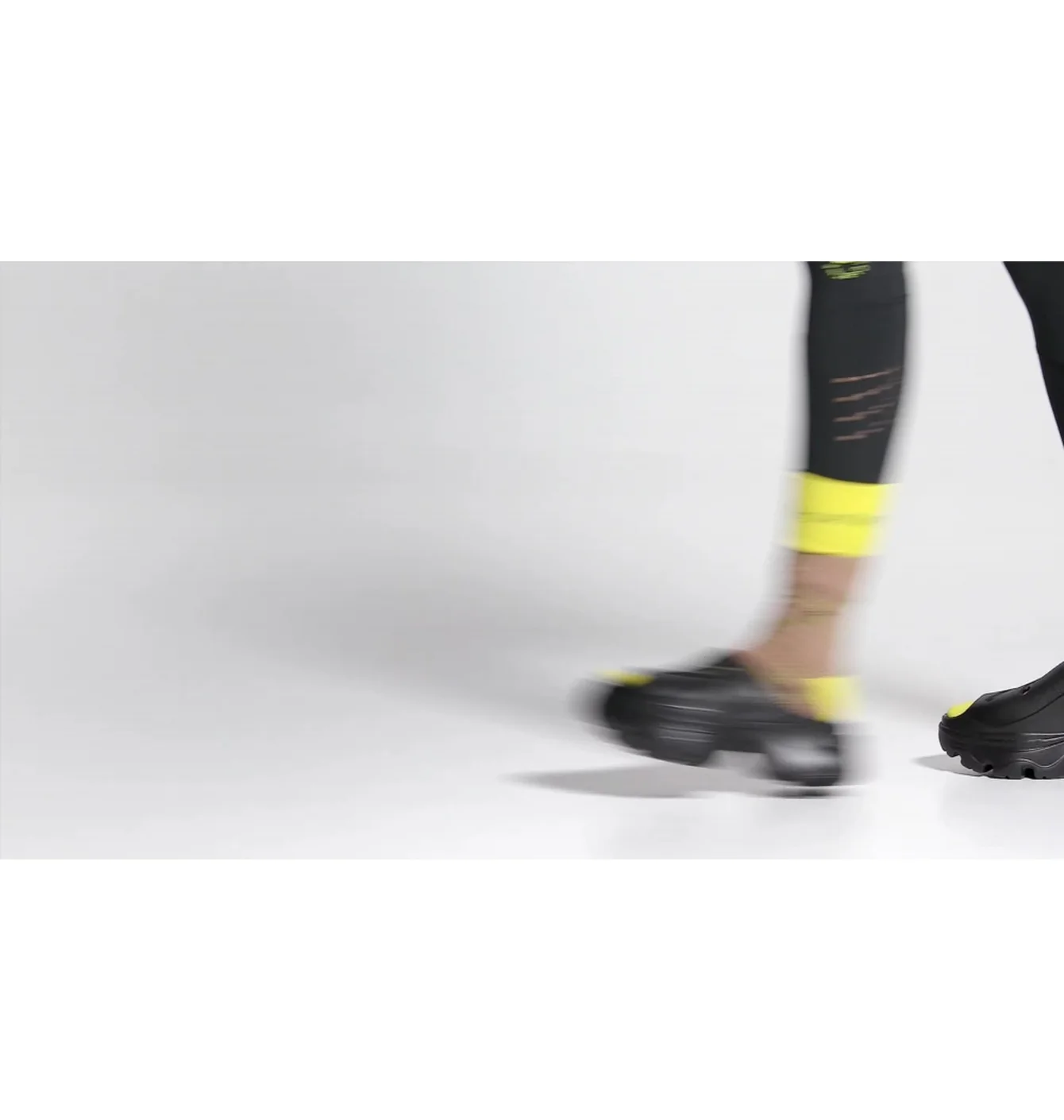 Тапочки жіночі Adidas By Stella Mccartney Clogs Black Gw2050