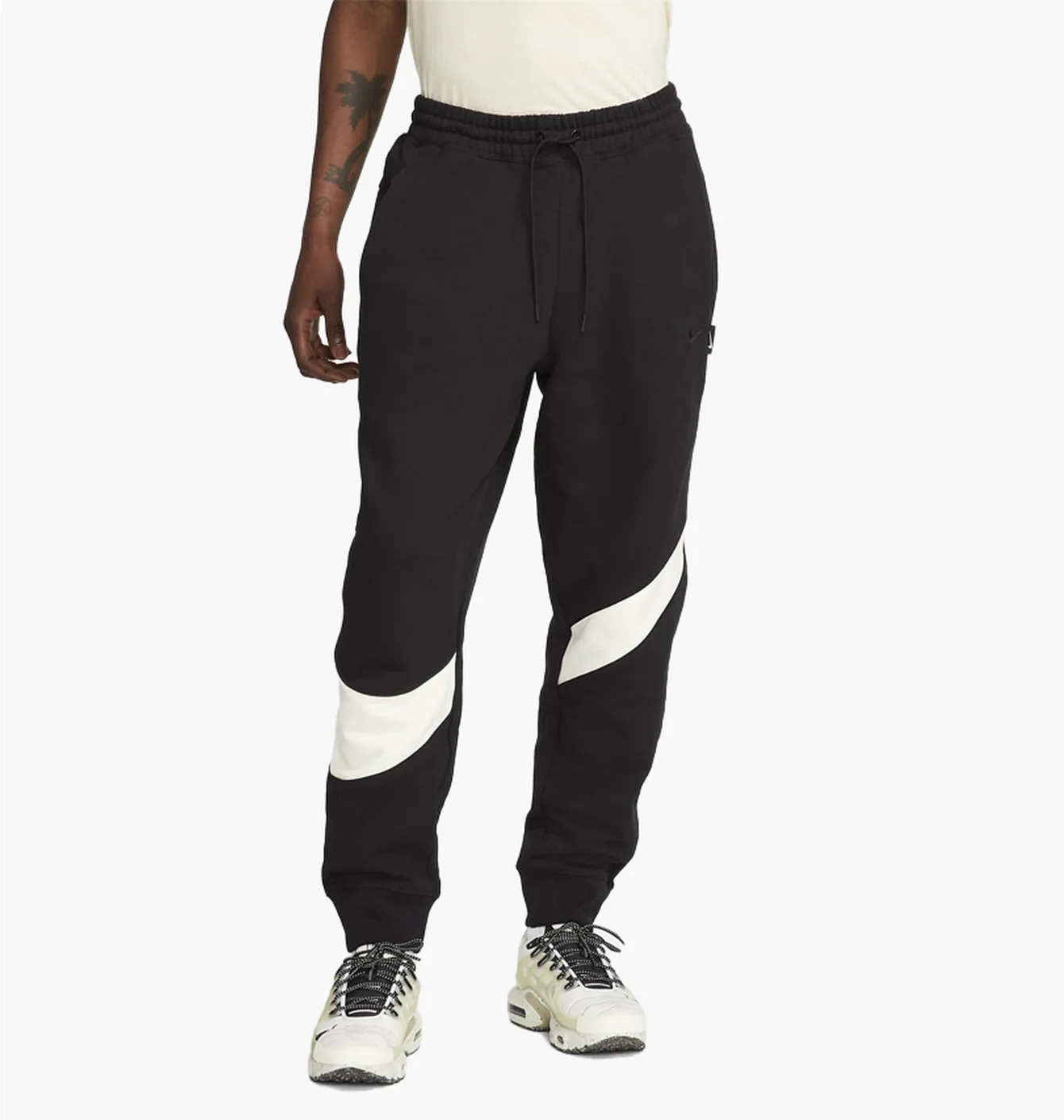 Штани чоловічі Nike Swoosh Black DX0564-013