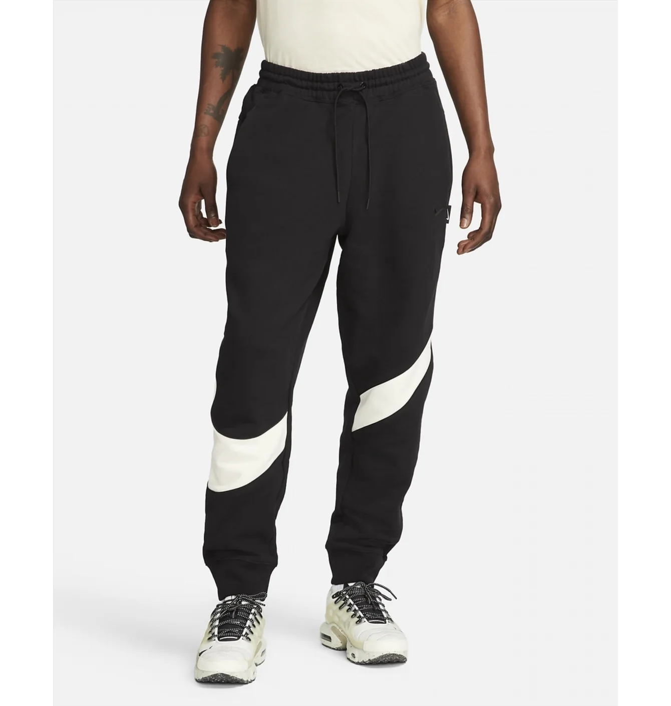 Штани чоловічі Nike Swoosh Black DX0564-013