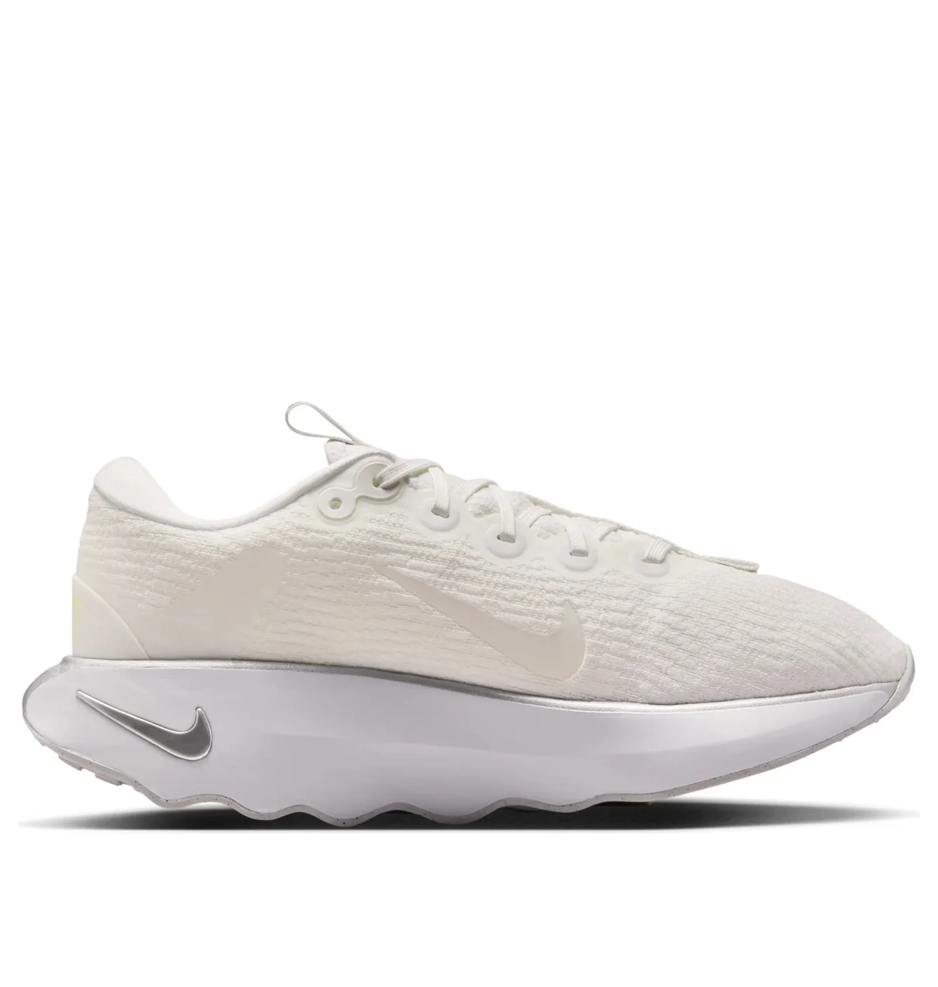Кросівки жіночі Nike Motiva Summit White DV1238-111