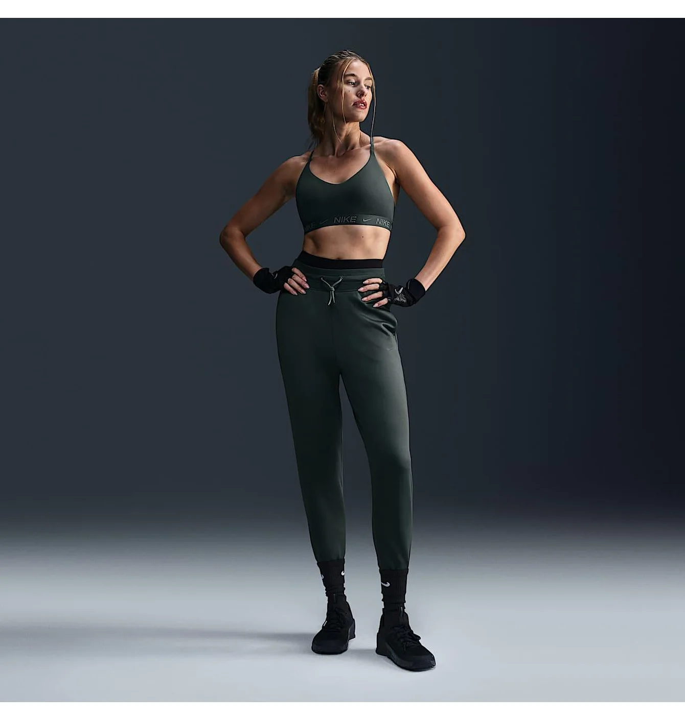 Лосини жіночі Nike Therma-Fit Olive FB5431-338