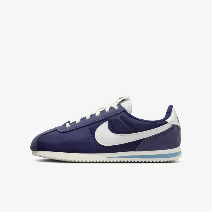 Кросівки жіночі Nike Cortez Txt (Gs) (IF1615-401)