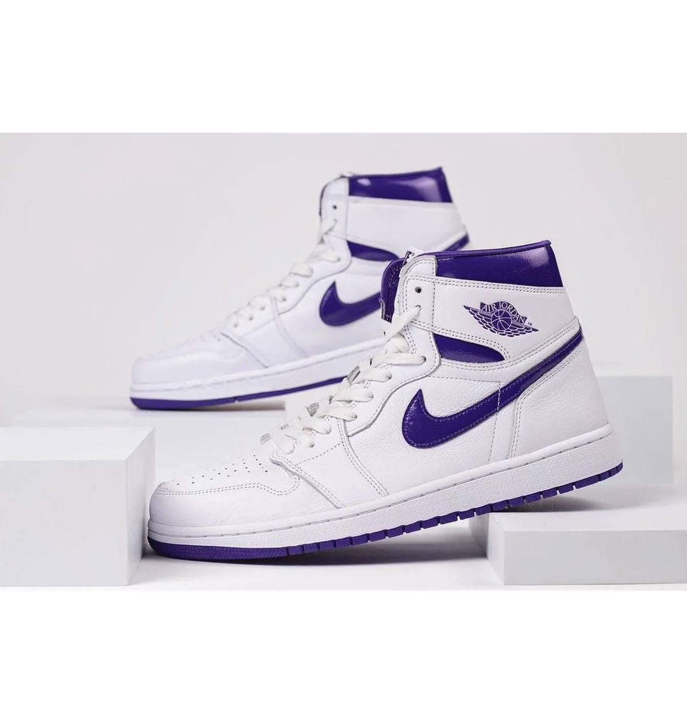 Кросівки жіночі Air Jordan 1 High Court Purple White CD0461-151