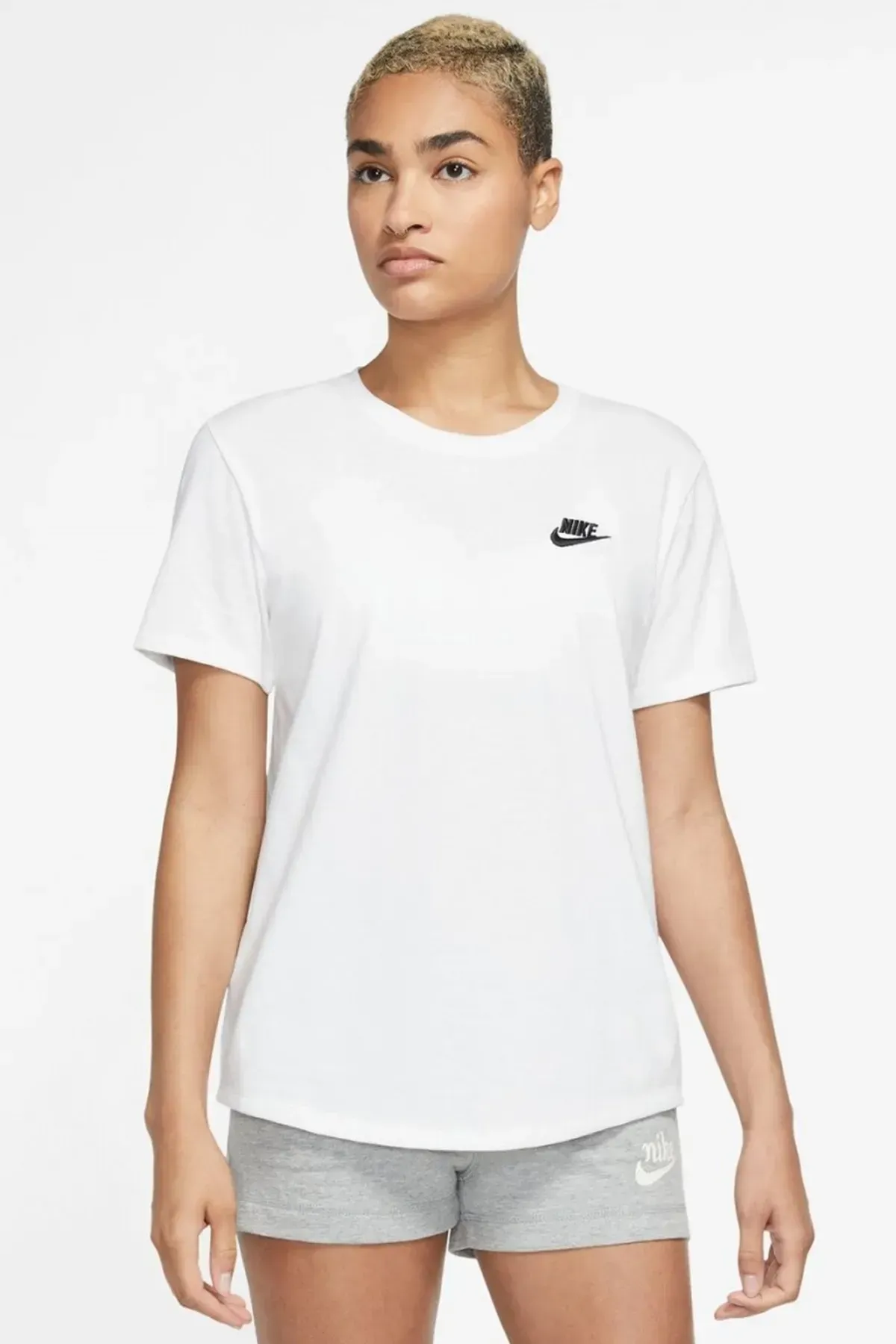 Футболка жіноча Nike W Nsw Tee Club (DX7902-503)