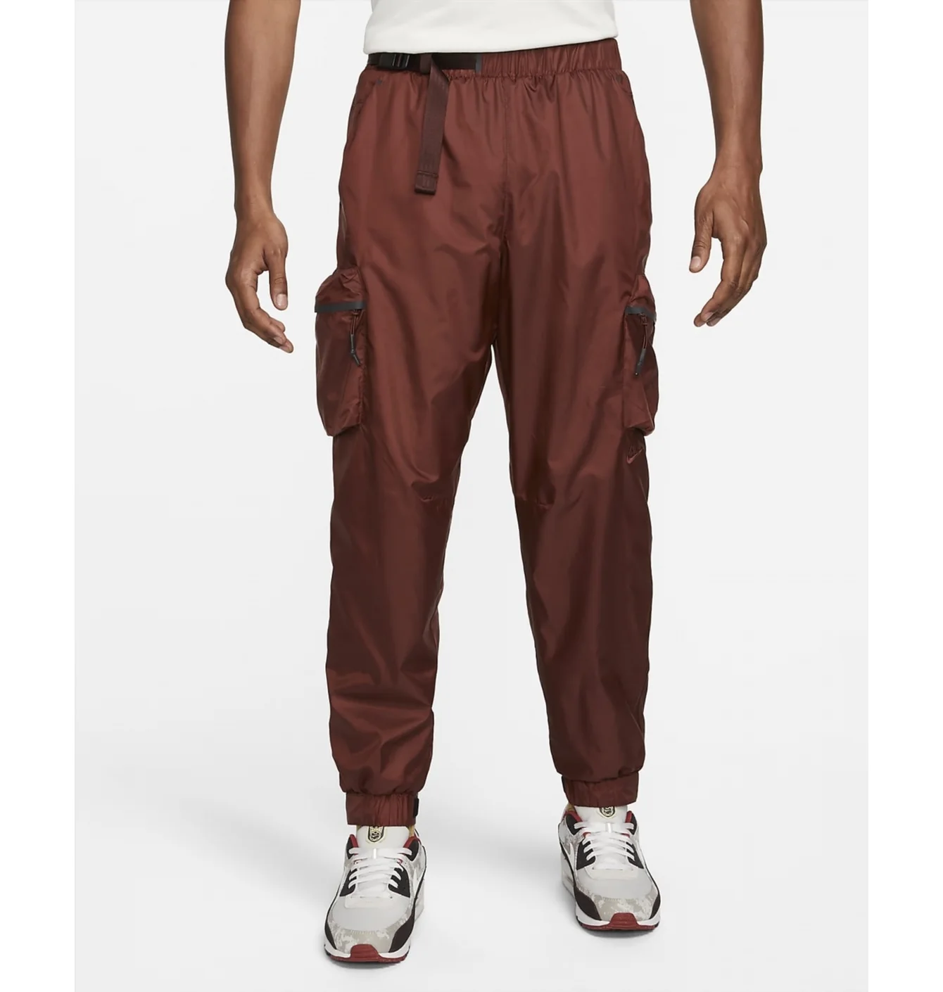 Штани чоловічі Nike Sportswear Repel Tech Pack Bordo DQ4278-231