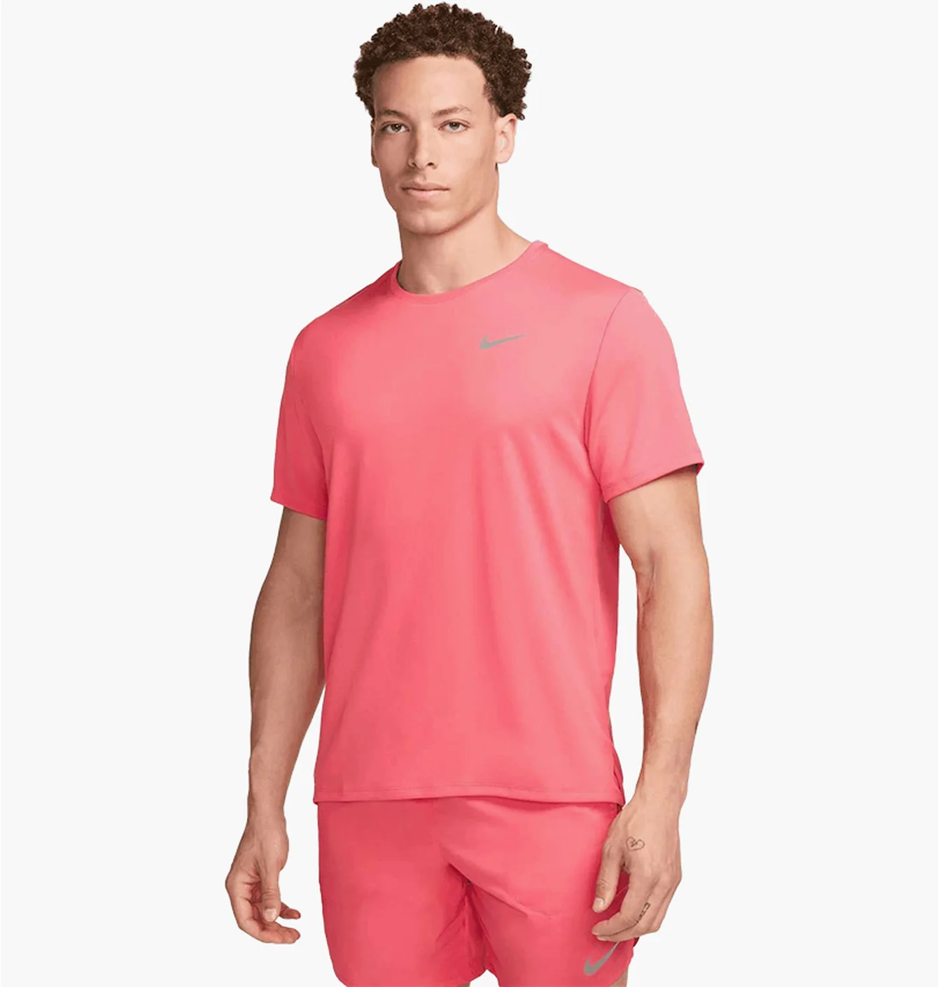 Футболка чоловіча Nike Miler Pink DV9315-629