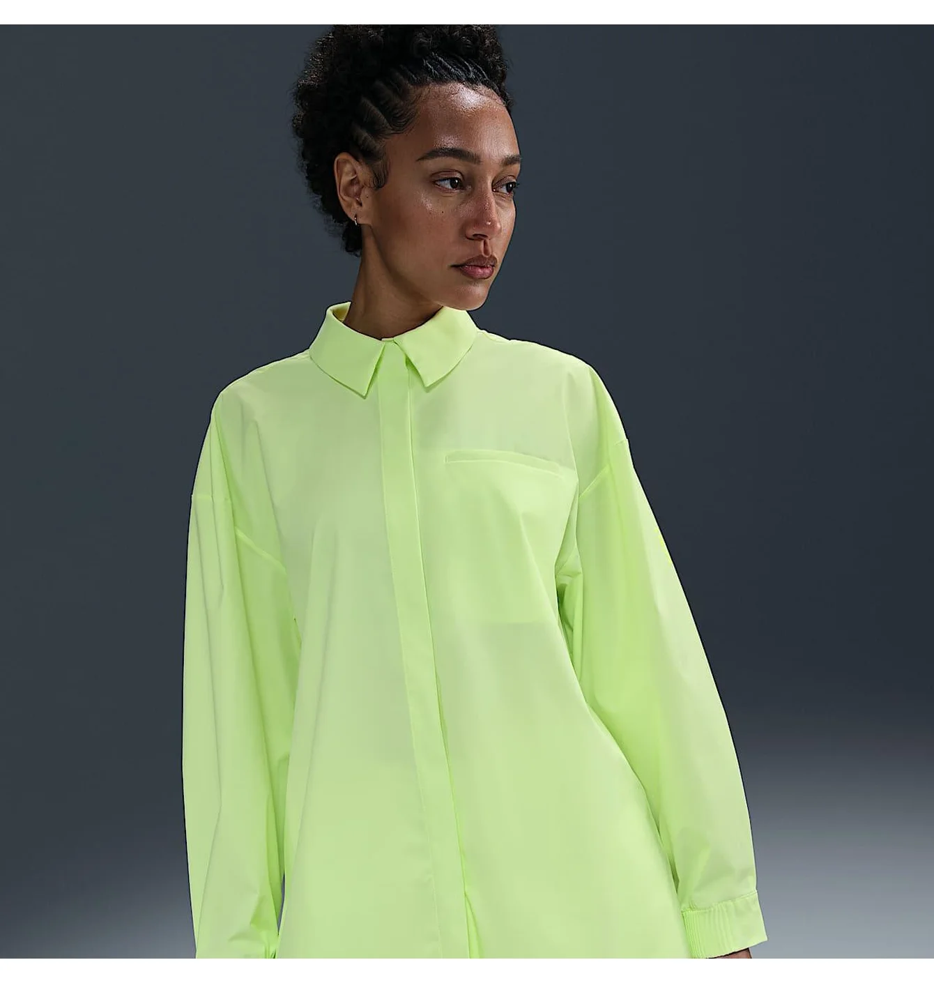 Сорочка жіноча Nike 24.7 Perfectstretch Green HM8385-701