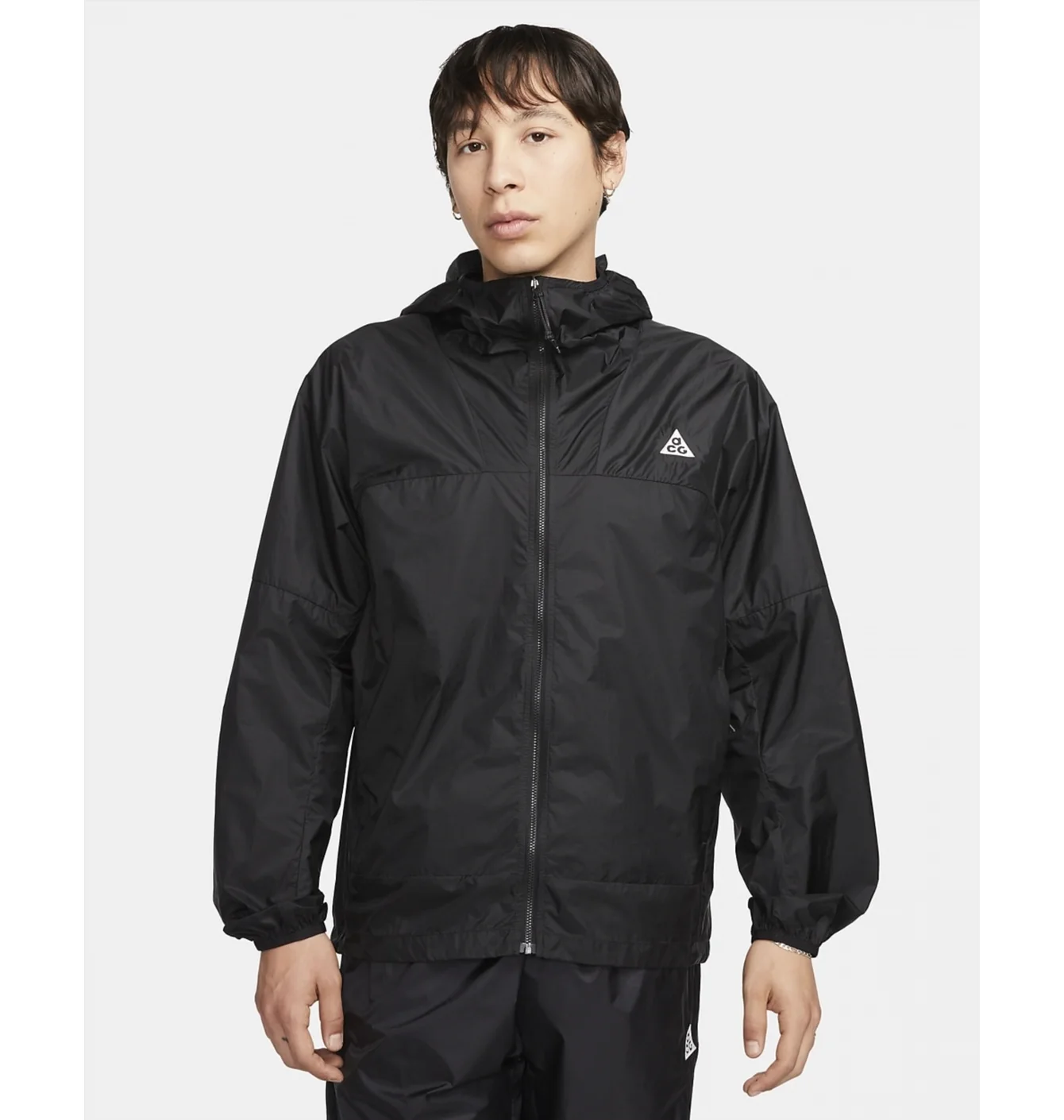 Вітровка чоловіча Nike Acg Cinder Cone MenS Windproof Jacket Black DB0978-015