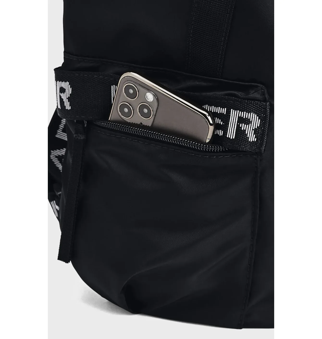 Рюкзак жіночий Under Armour Favorite Black 1369211-001