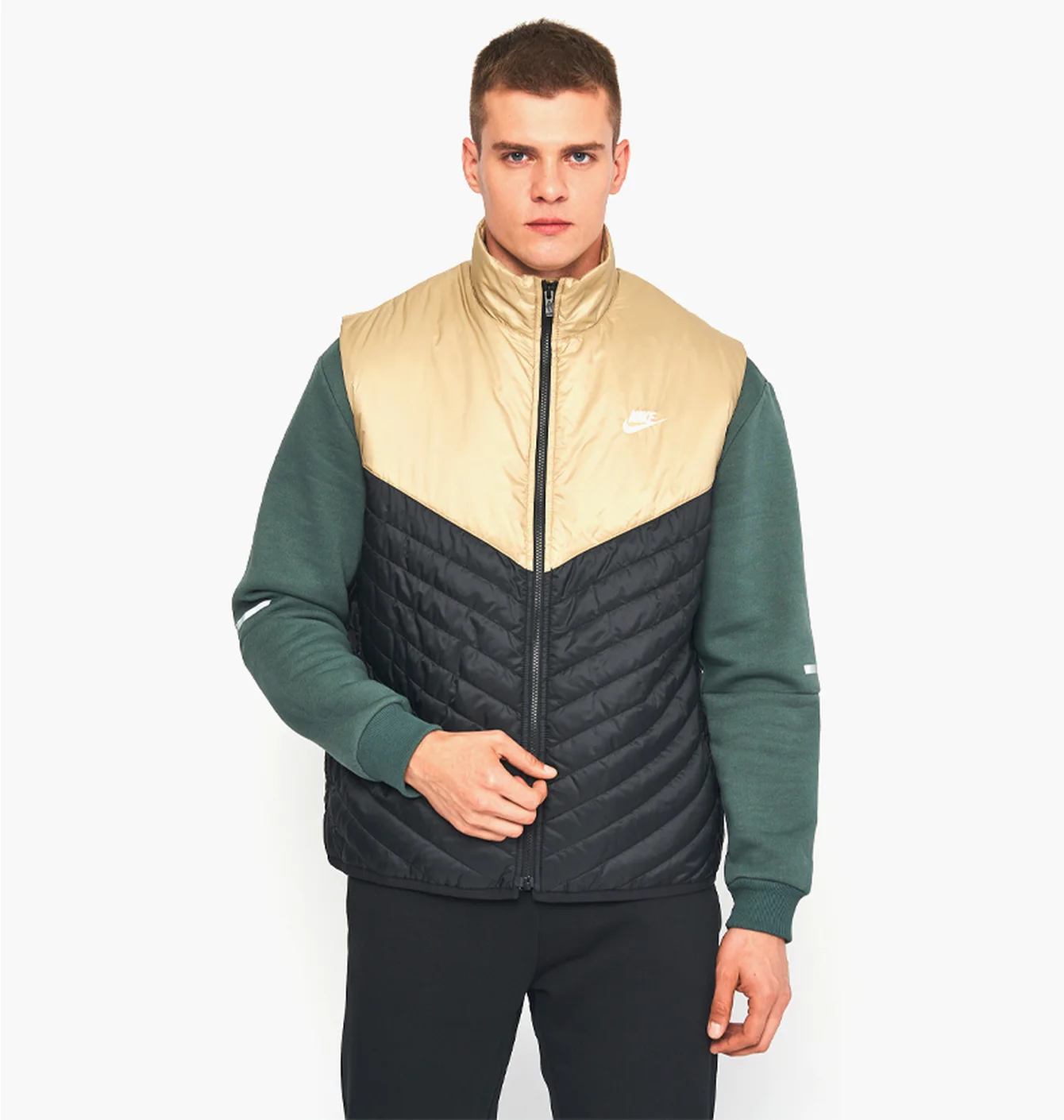 Жилетка чоловіча Nike Tf Wr Midweight Vest Black FB8201-010