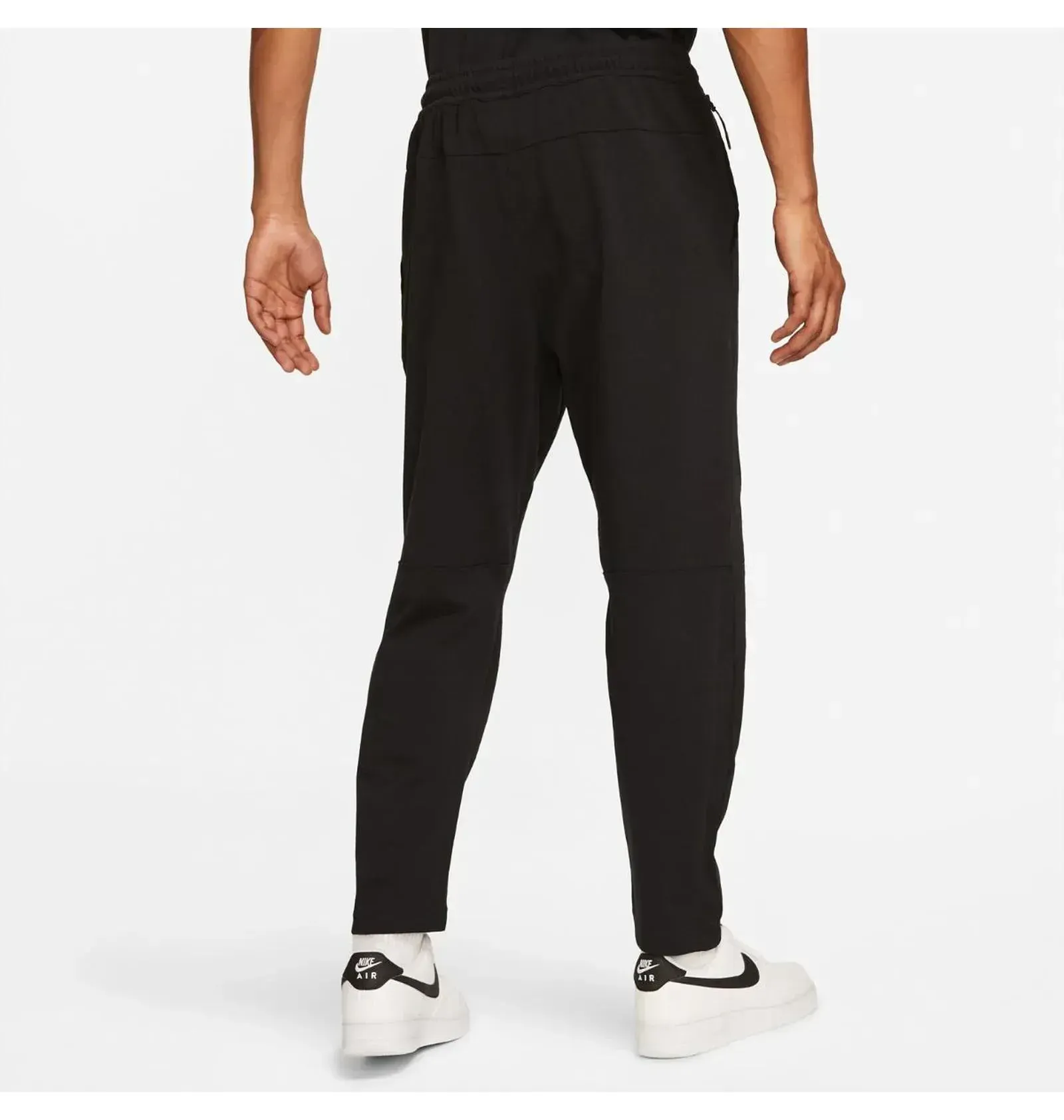 Брюки чоловічі Nike Lightweight Open Hem Trousers (DM6591-010)