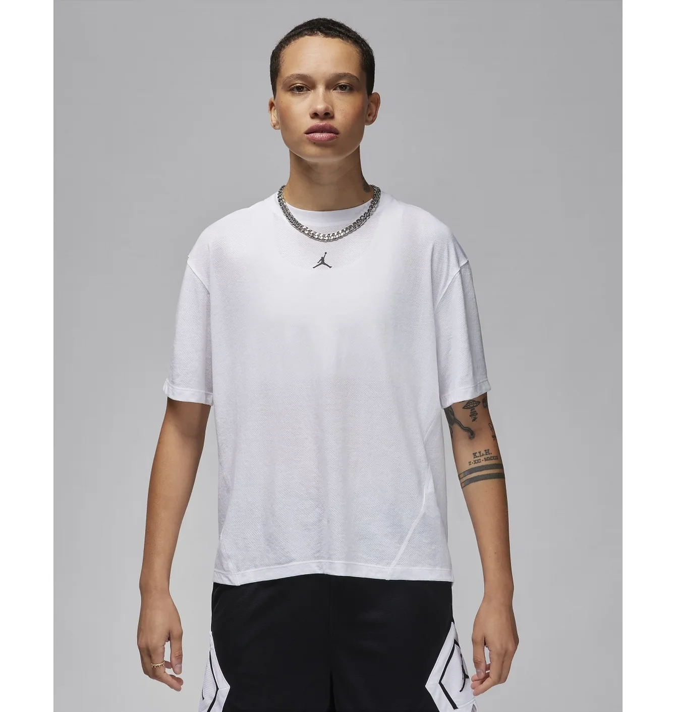 Футболка жіноча Air Jordan Sport Diamond Superior White FN5116-100