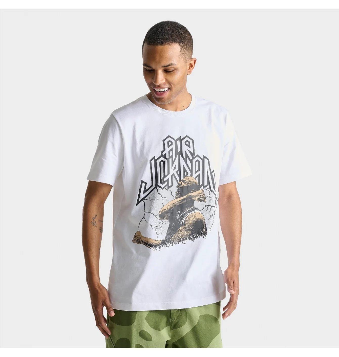 Футболка чоловіча Air Jordan Sport Dri-Fit Graphic T-Shirt White FN6016-100