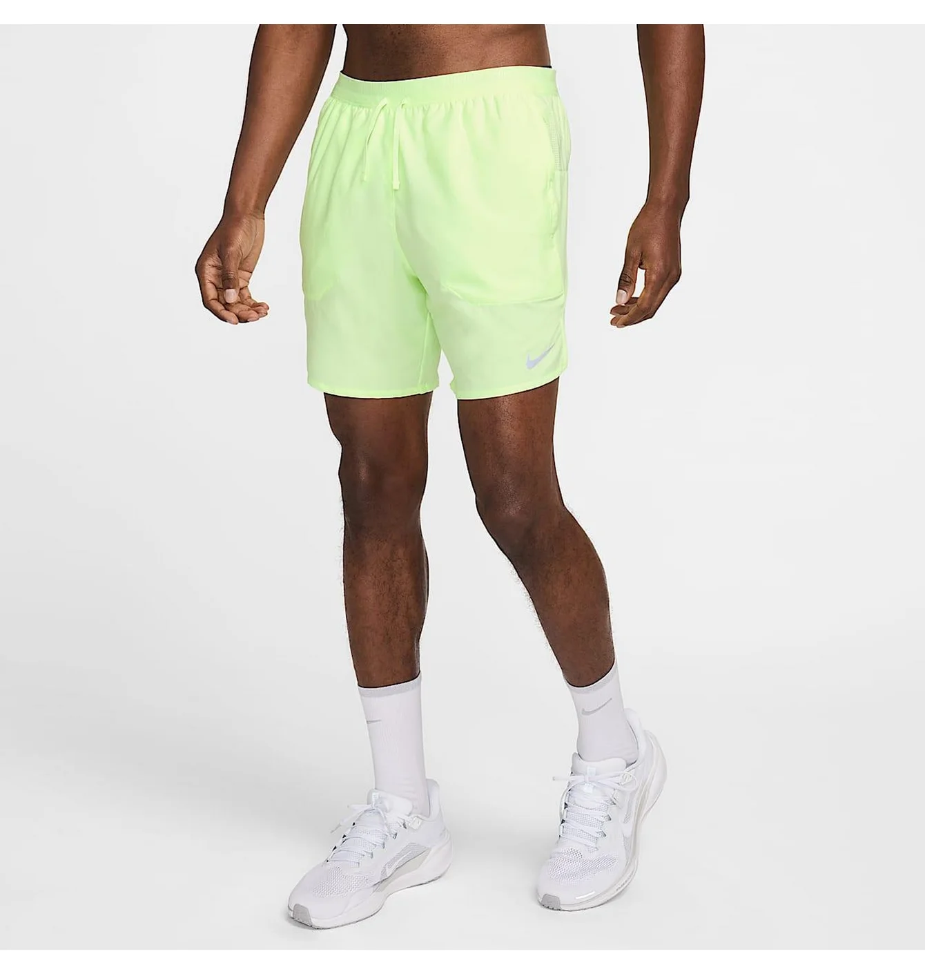 Шорти чоловічі Nike Dri-Fit Stride 7In Running Shorts Green DM4761-701