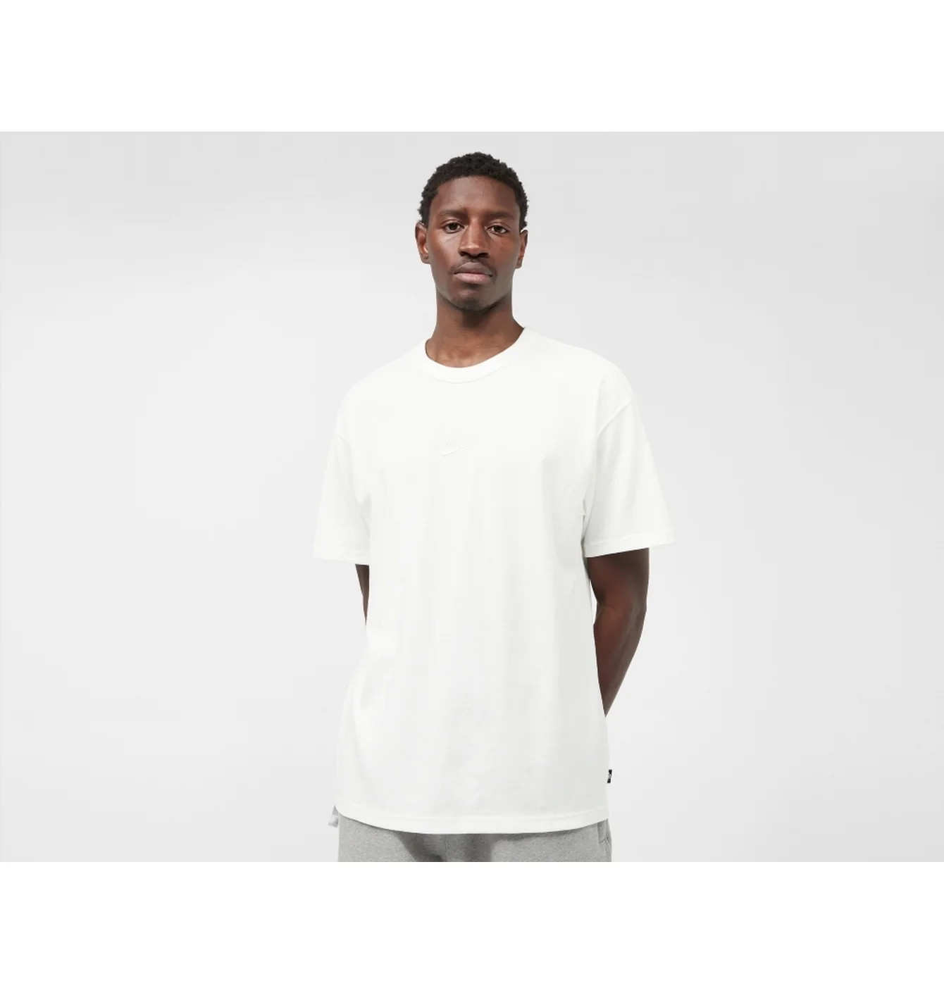 Футболка чоловіча Nike Nrg Premium Essentials T-Shirt White DO7392-101