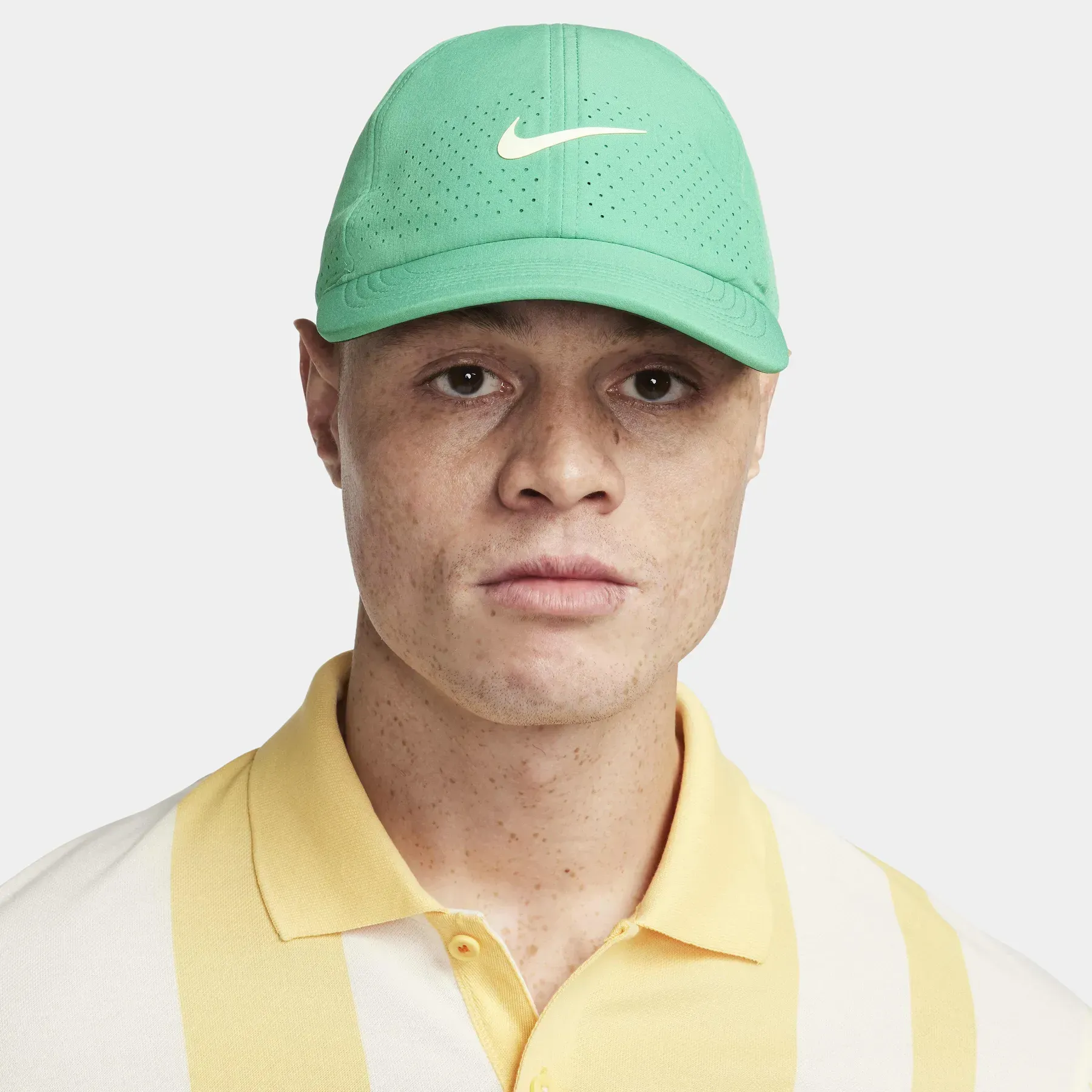 Кепка Nike Dri-Fit Adv Club (FB5598-324)