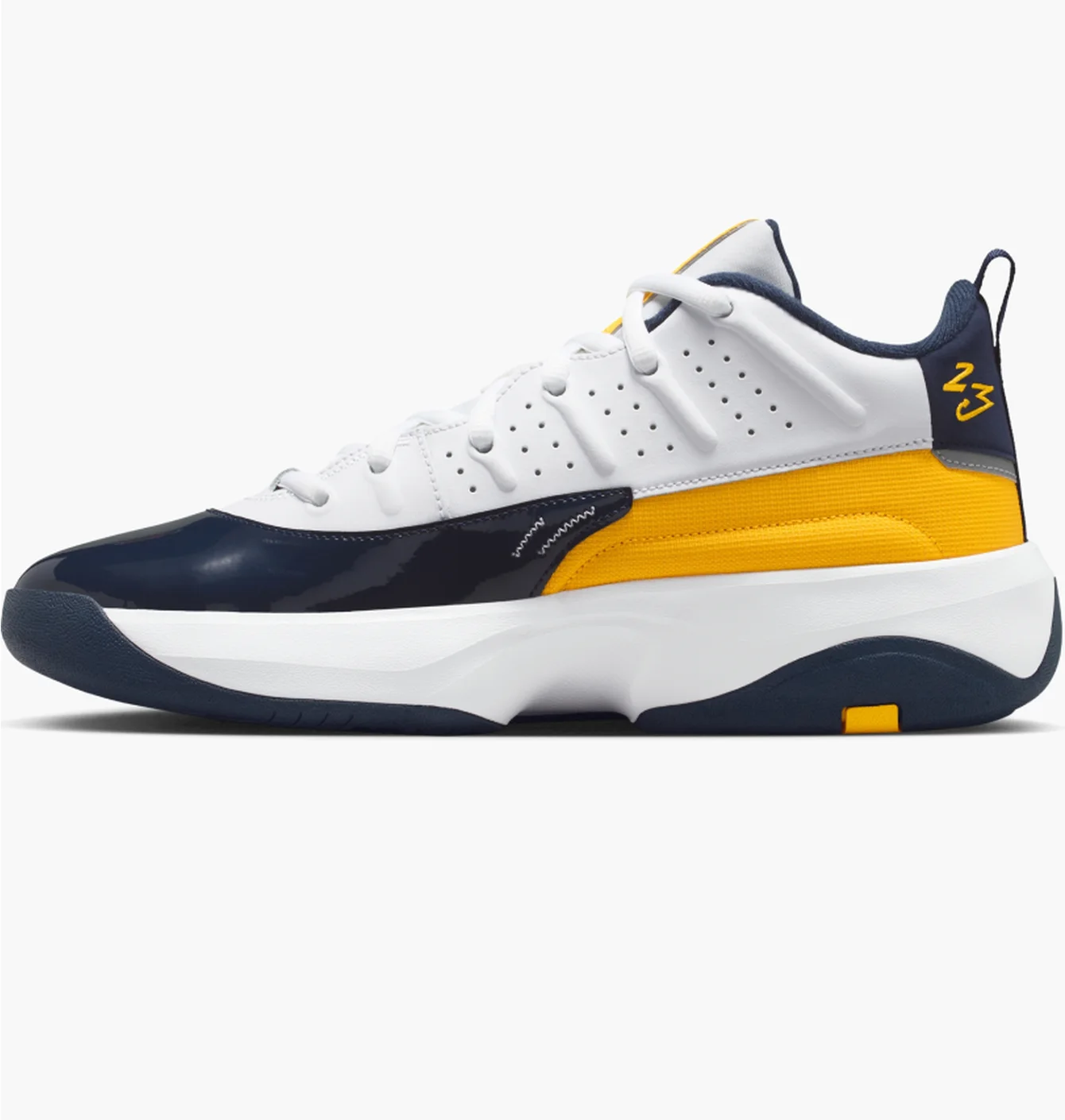 Кросівки чоловічі Air Jordan Max Aura 7 White HQ2091-102