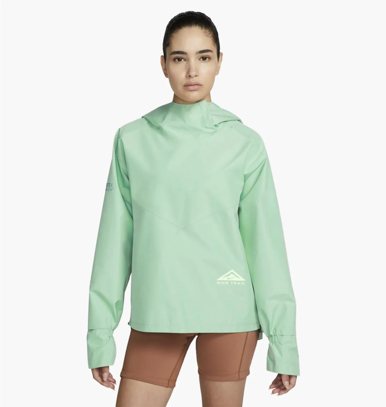 Куртка жіноча Nike Gore-Tex Trail Jacket Green DM7565-308