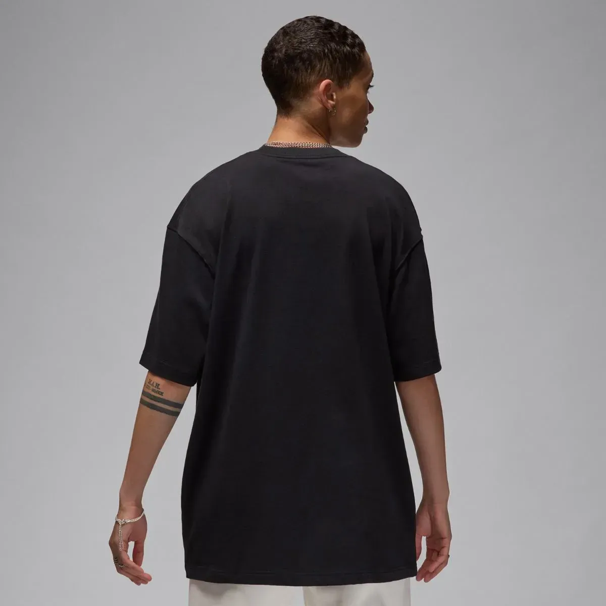 Футболка жіноча Jordan W Ss Os Essen Tee 24 (HM4372-010)