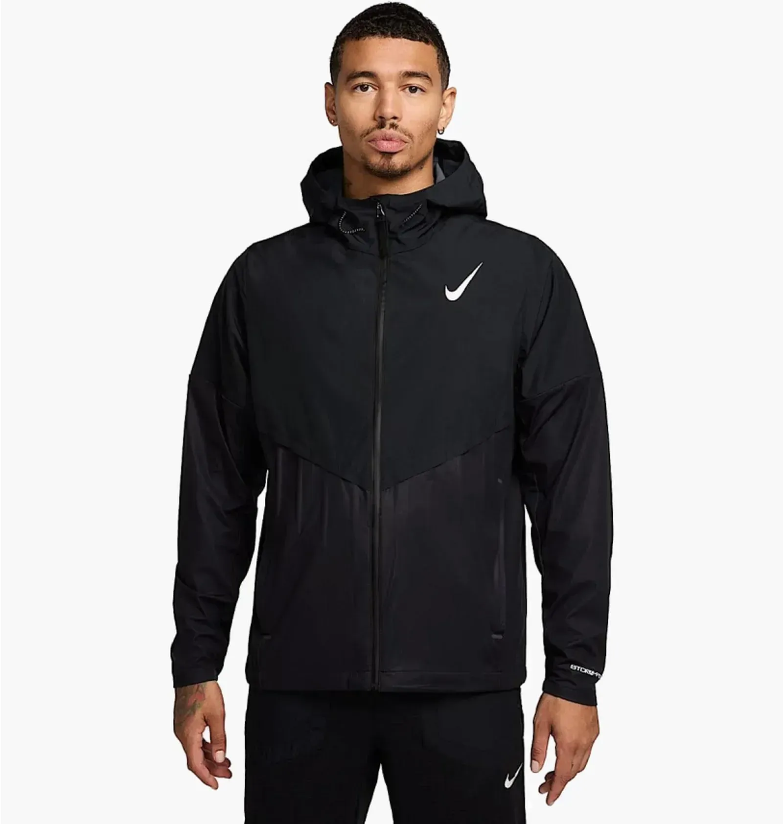 Вітровка чоловіча Nike Sfadv Aerosfivt Black (FZ9039-010)
