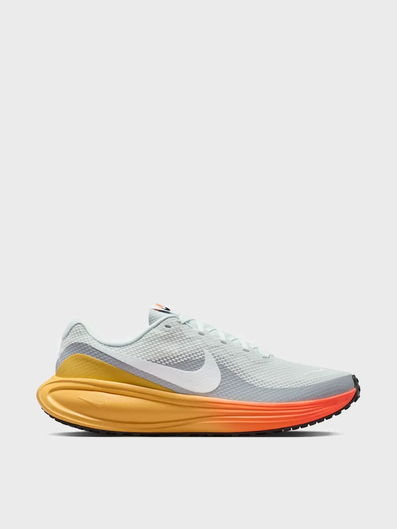 Кросівки чоловічі Nike Revolution 8 (HJ)