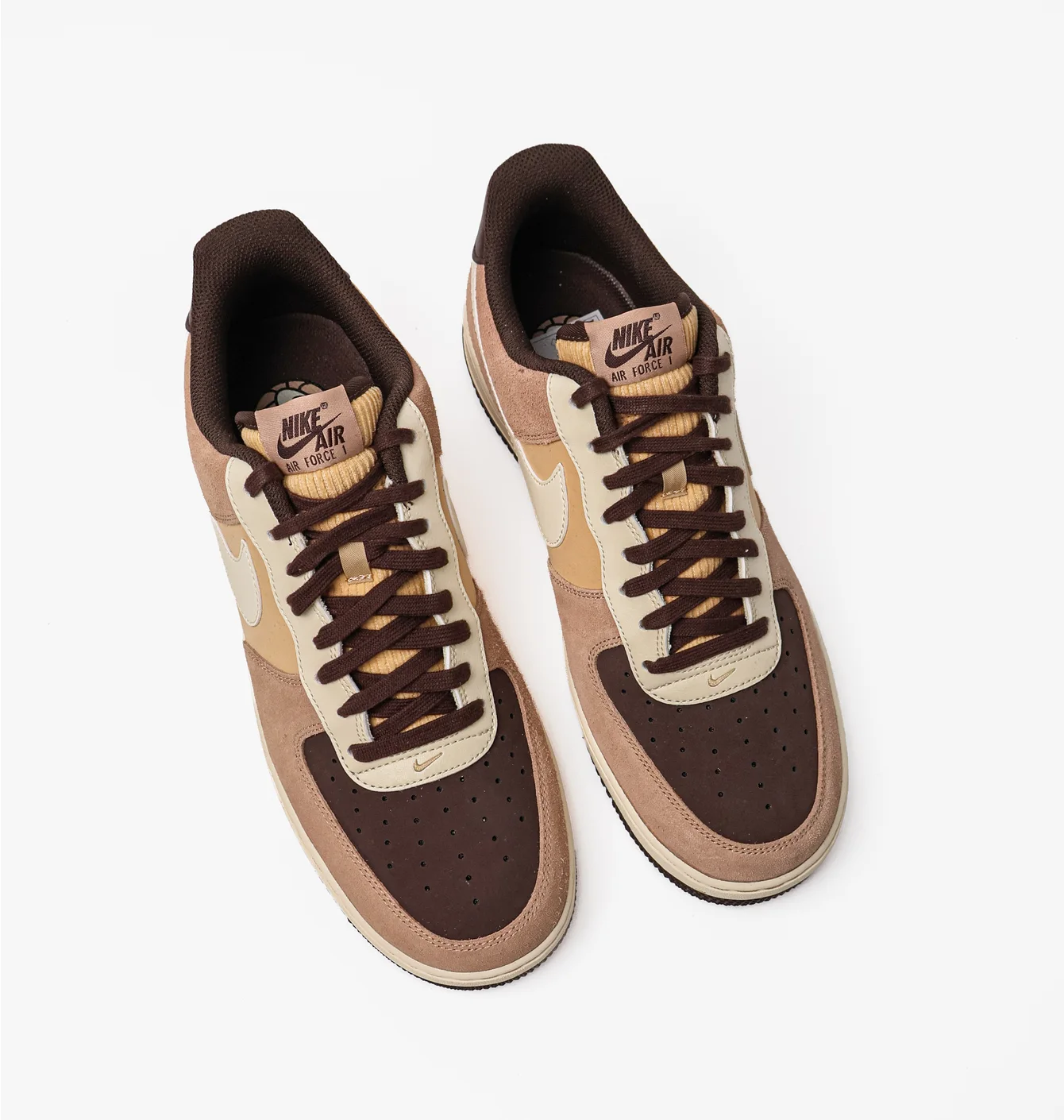 Кросівки чоловічі Nike Air Force 1 Low 07 Lv8 Beige FB8878-200