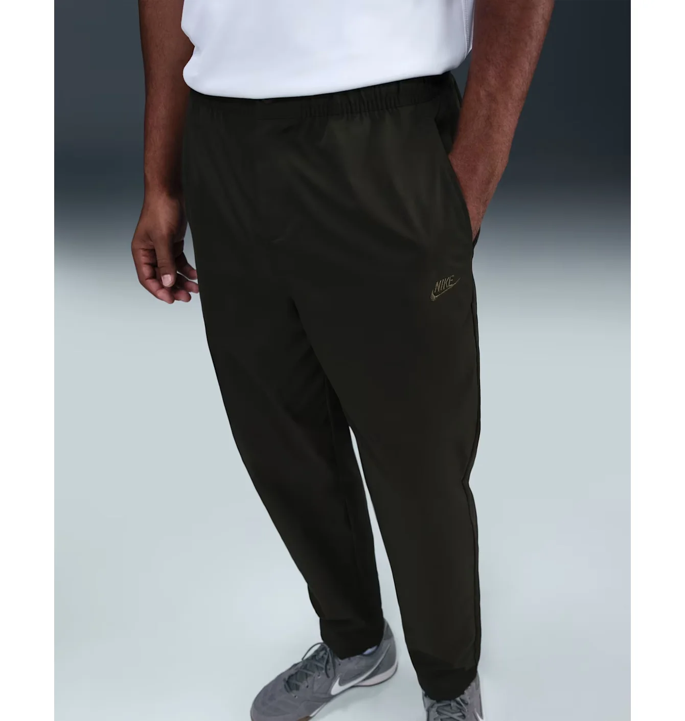 Штани чоловічі Nike Club Woven Black HJ1997-355