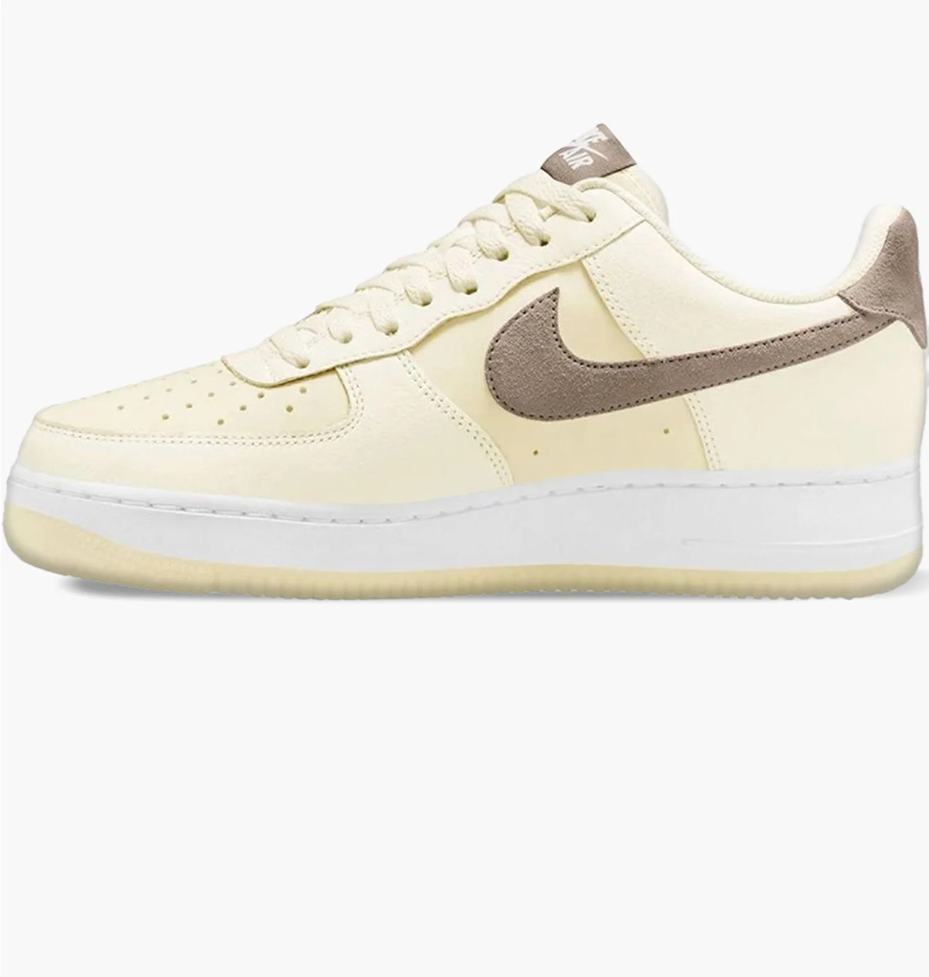 Кросівки чоловічі Nike Air Force 1 ’07 Lv8 Yellow FN5832-101