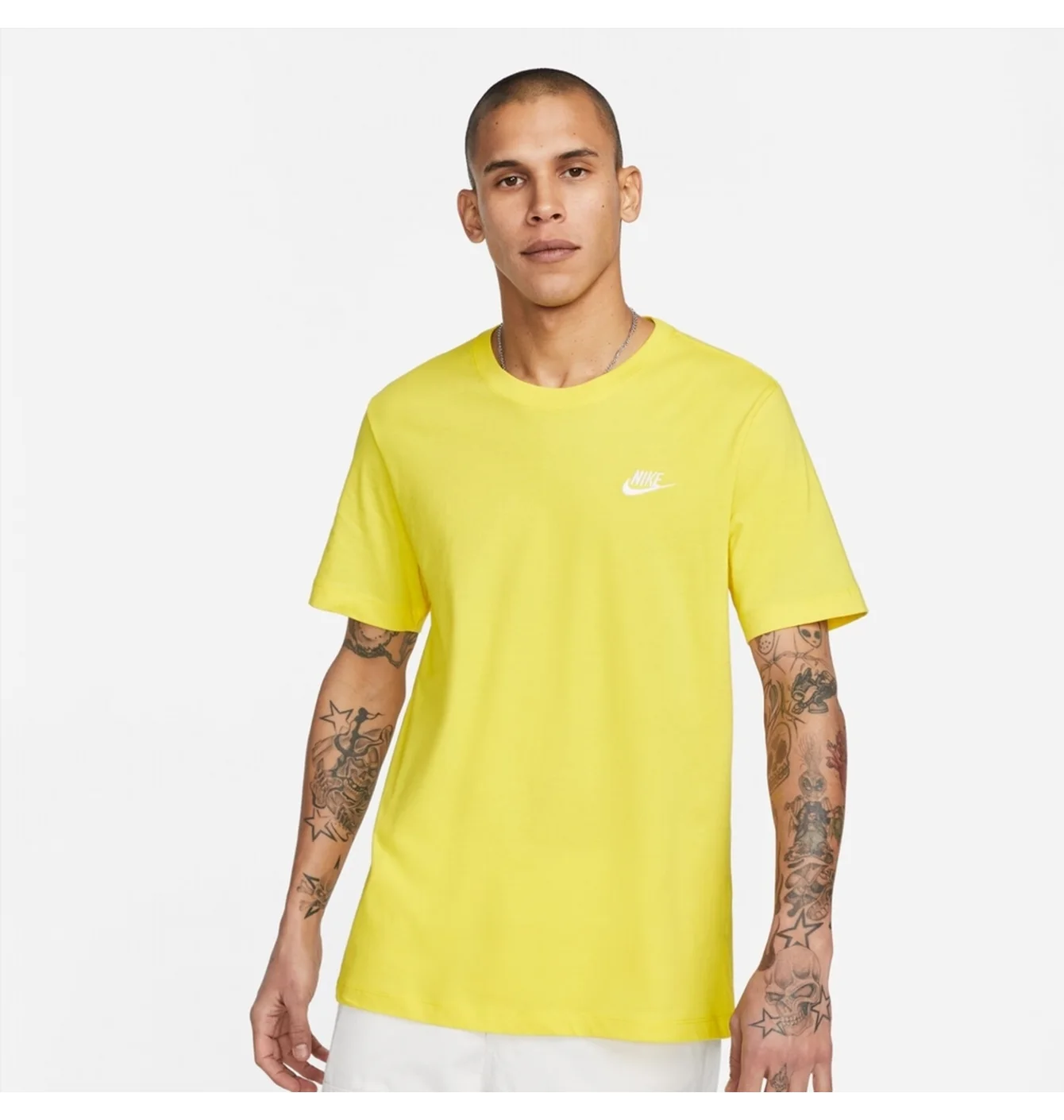 Футболка чоловіча Nike Sportswear Club MenS T-Shirt Yellow AR4997-732