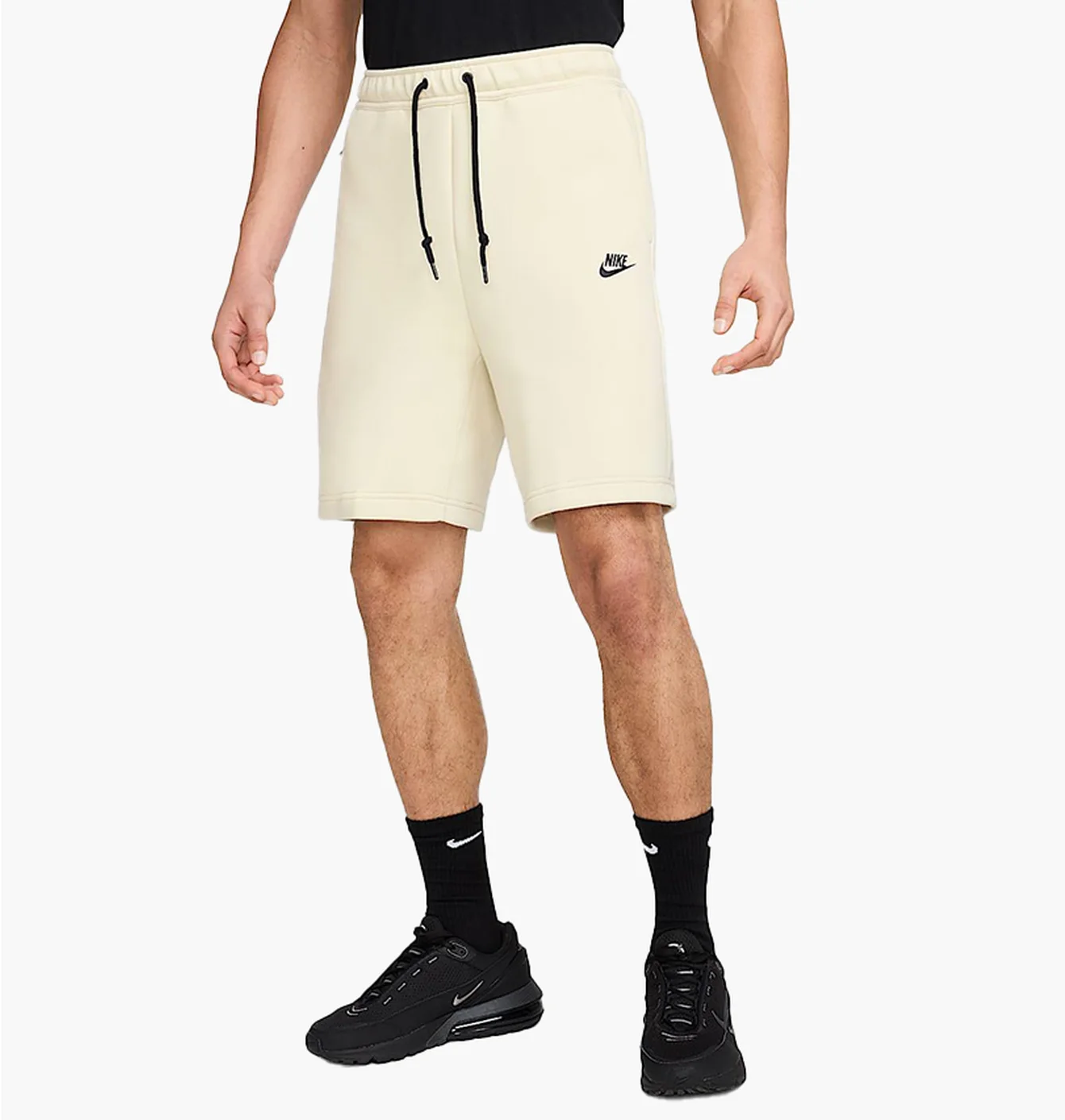 Шорти чоловічі Nike Sportswear Tech Fleece Beige FB8171-234