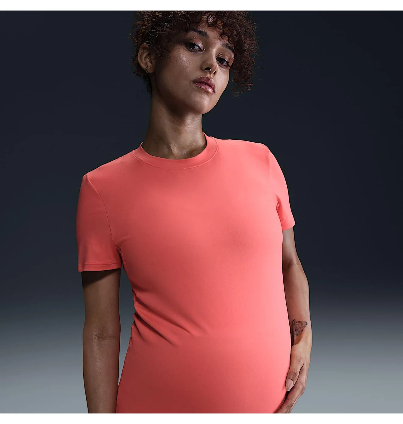Футболка жіноча Nike One Dri-Fit Slim-Fit Pink FN5001-814