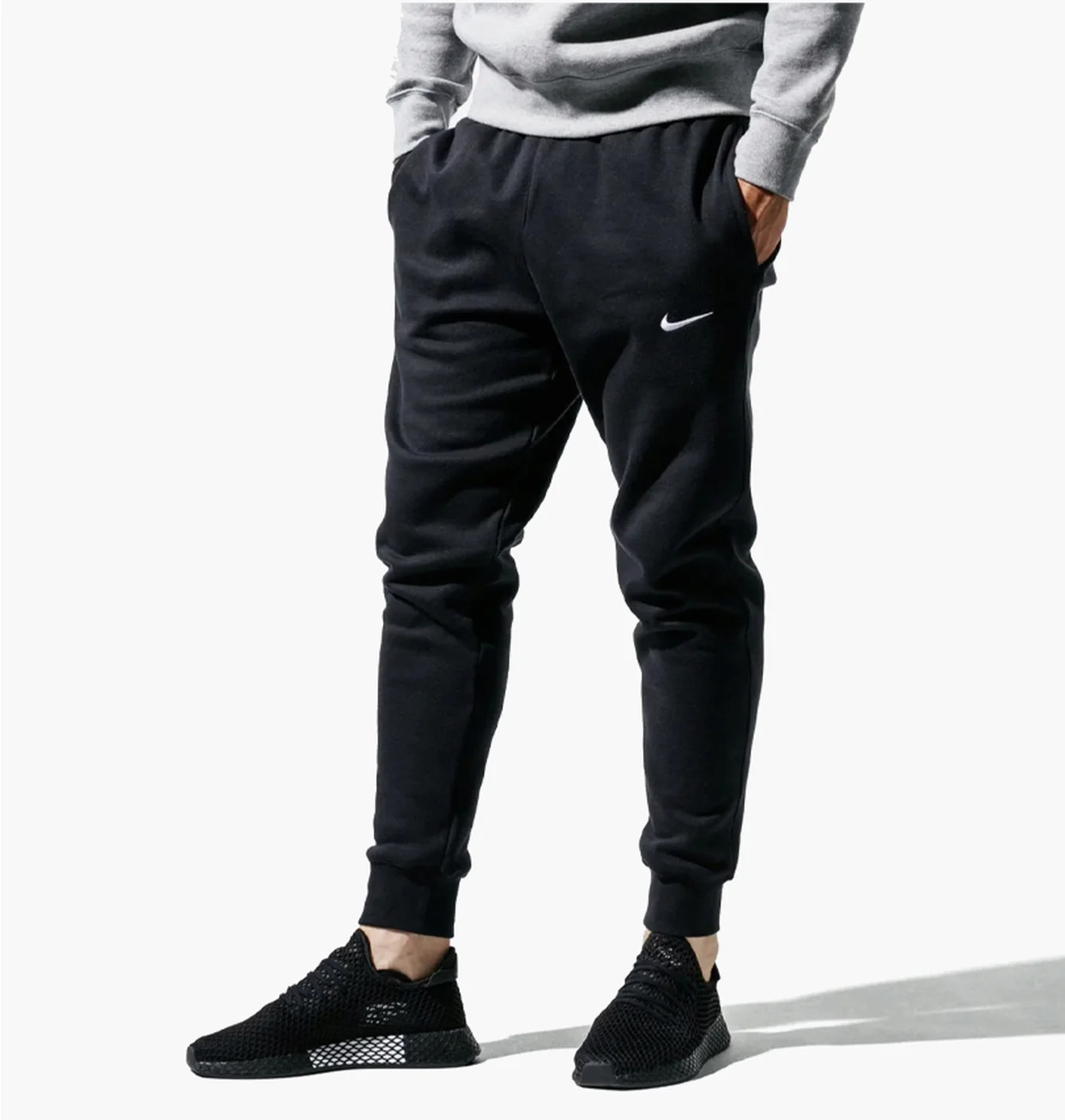 Штани чоловічі Nike Club Fleece Tapered Jogger Black 826431-010