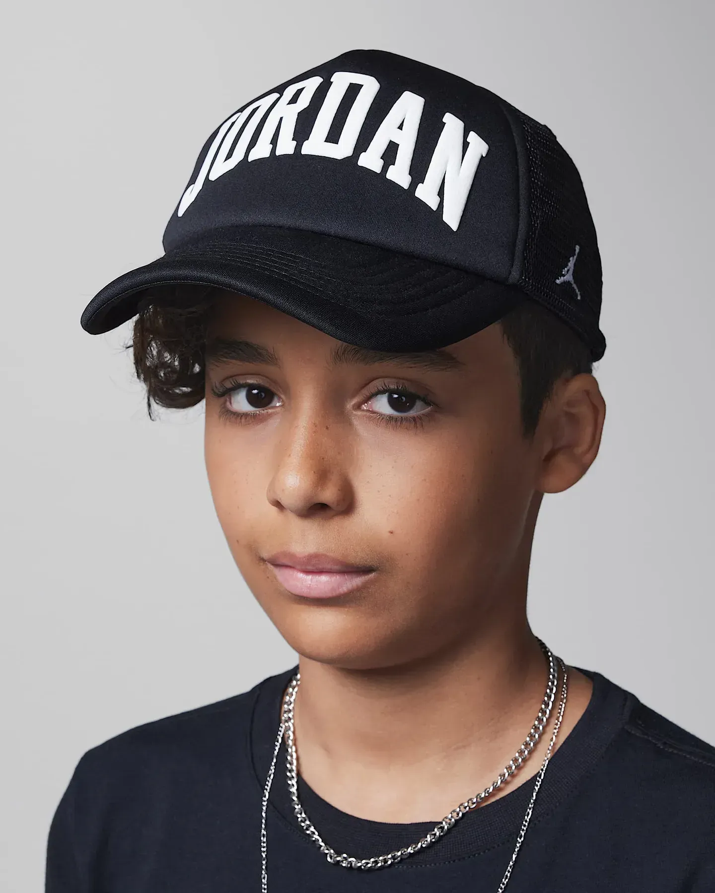 Кепка Jordan Big Kids' Foam Trucker Hat (9A0940-023)