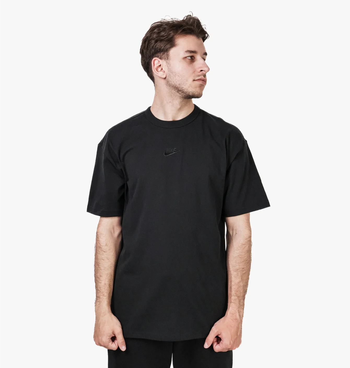 Футболка чоловіча Nike T-Shirt M Nsw Prem Essntl Sust Tee Black DO7392-010