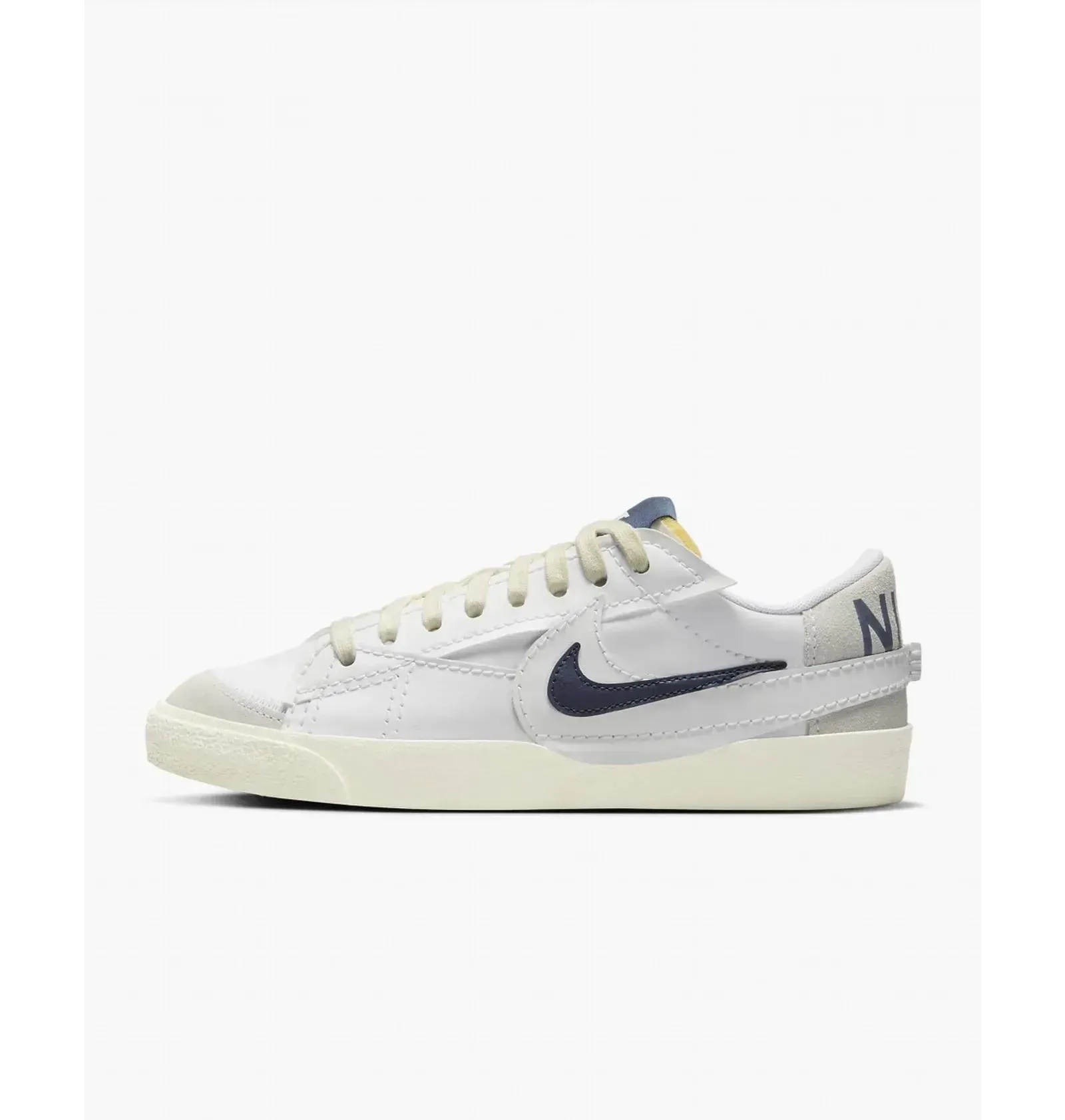 Кросівки чоловічі Nike Blazer Low '77 Jumbo Se (FD0378-121)
