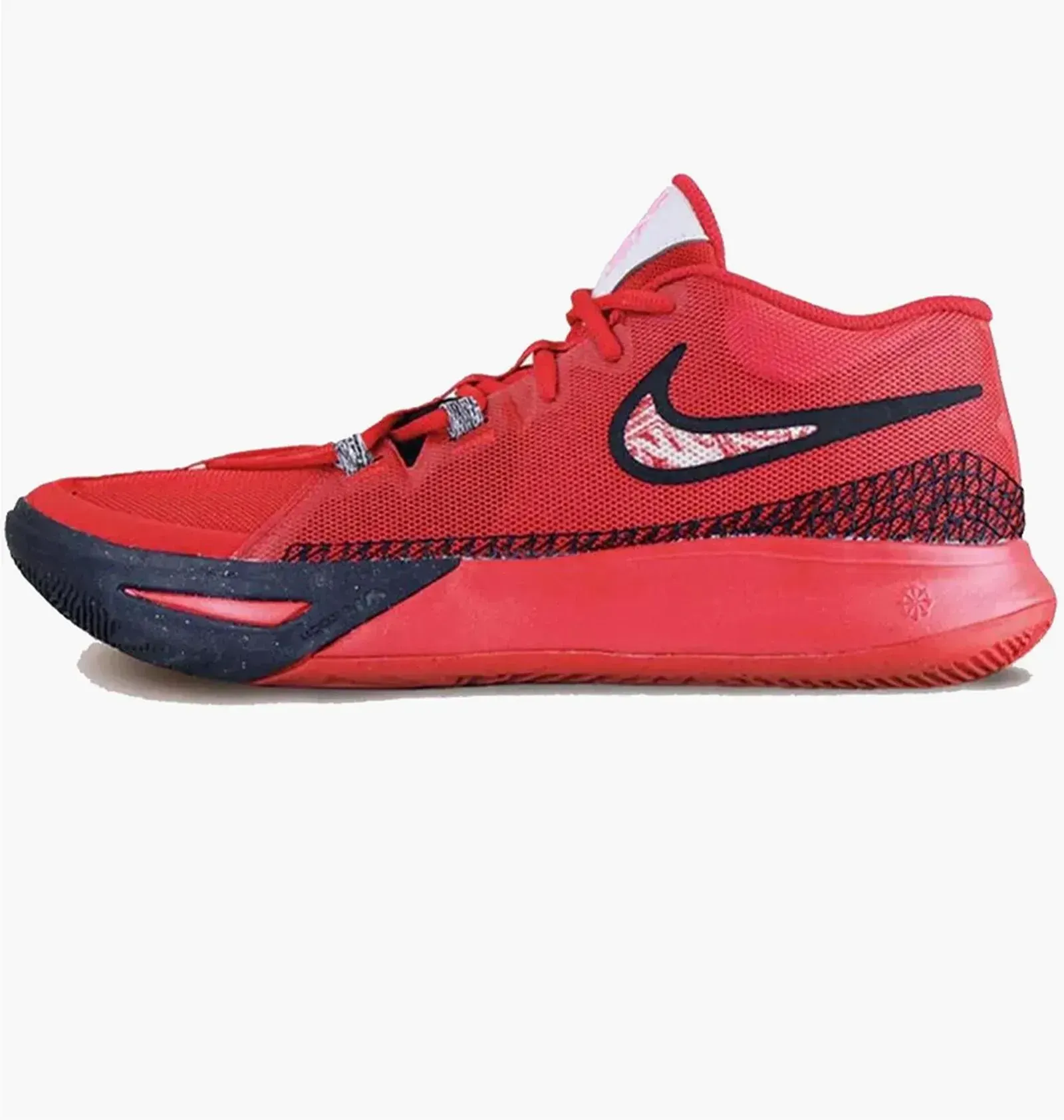 Баскетбольні кросівки чоловічі Nike Kyrie Flytrap Vi (DM1125-600)