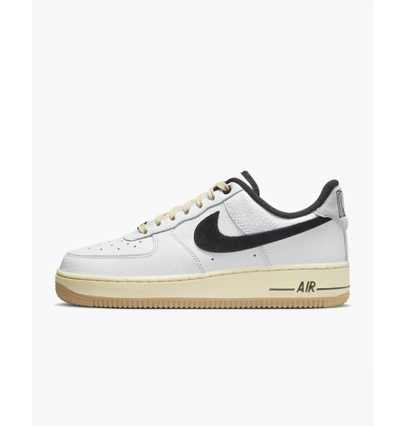 Кросівки жіночі Nike Air Force 1 07 Lx White Dr0148-101