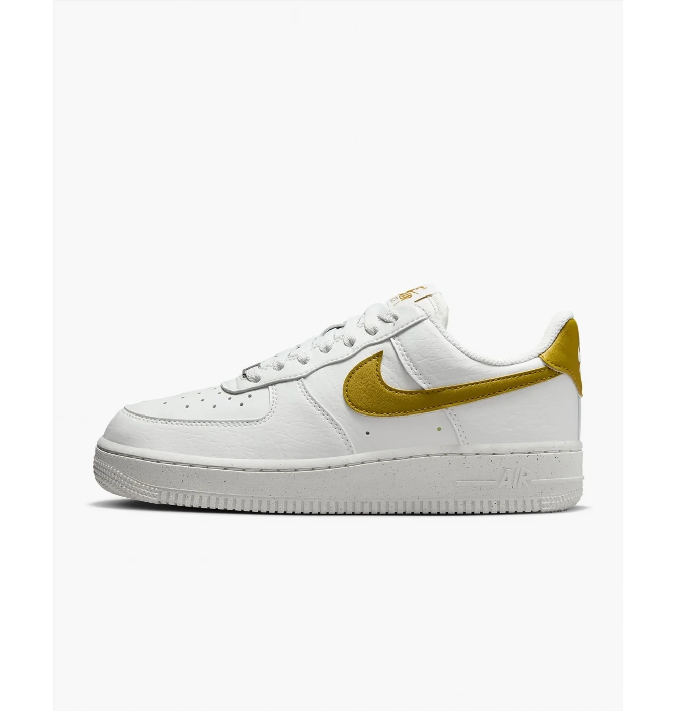 Кросівки жіночі Nike Air Force 1 07 Se Shoes White DV3808-101