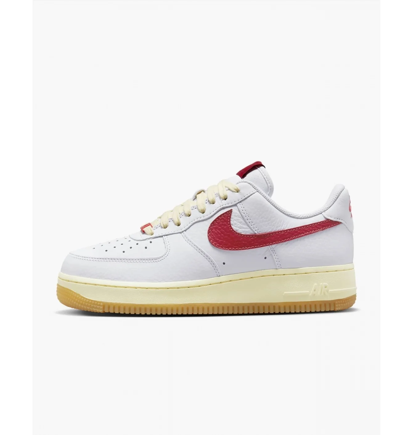Кросівки жіночі Nike Air Force 1 07 White FN3493-100