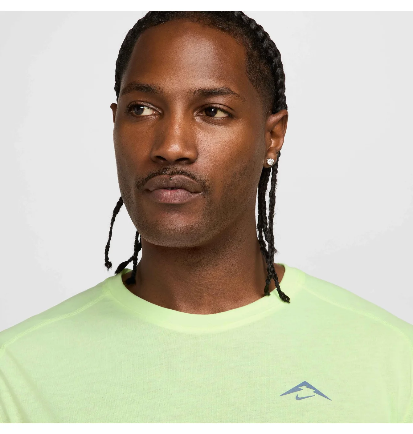 Футболка чоловіча Nike Dfadv Uv Solar Chase Green HJ3580-701