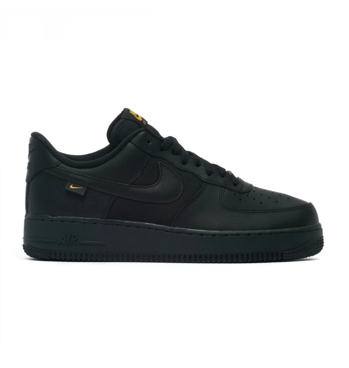 Кросівки чоловічі Nike Air Force 1 07 Black FZ4617-001