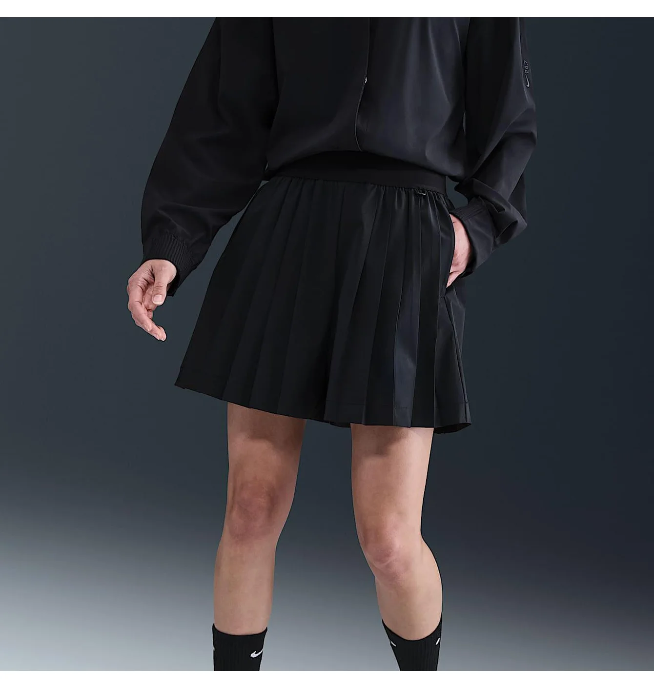 Спідниця жіноча Nike 24.7 Perfect Stretch WomenS Dri- F I T High- Waisted Loose Pleated Shorts Black IB2346-010