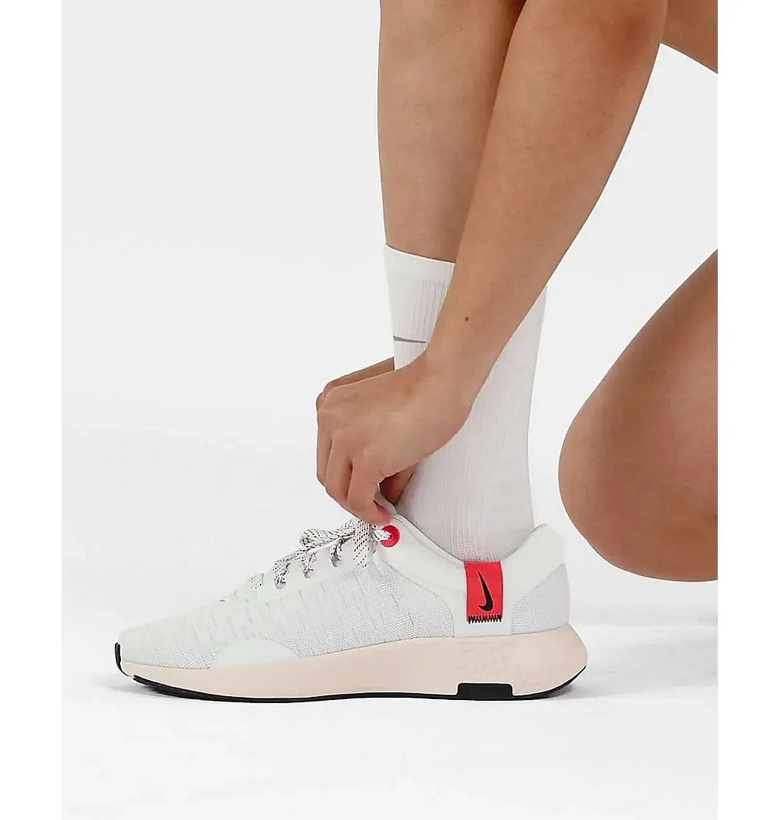 Кросівки жіночі Nike Renew Serenity Run Grey (DB0522-001)