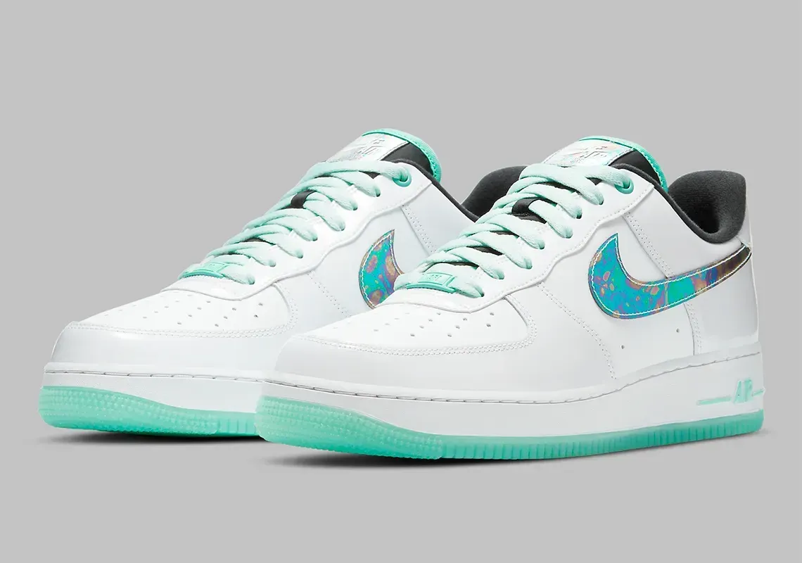 Кросівки чоловічі Nike Air Force 1 07 Lv8 (DD9613-100)