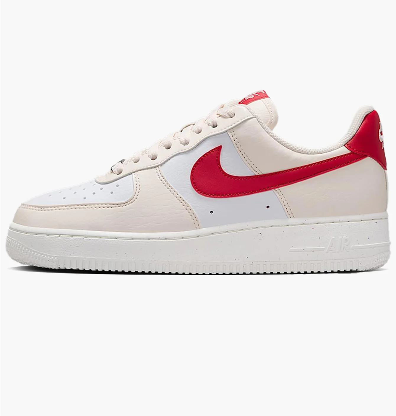 Кросівки жіночі Nike Air Force 1 07 Next Nature Beige/White DC9486-109